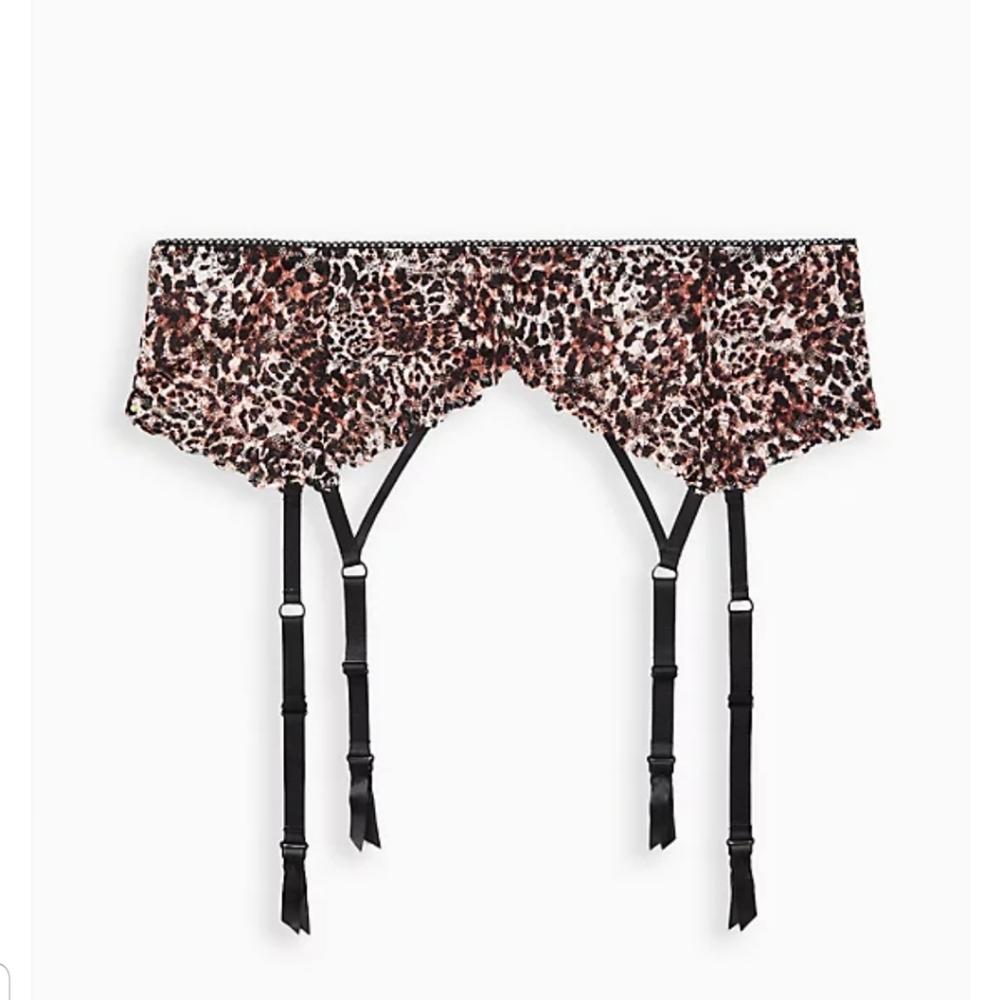 Torrid cheetah lace garter belt
